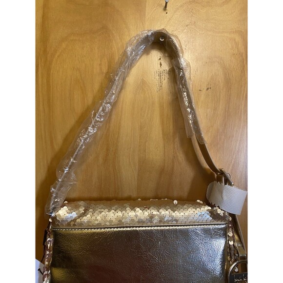 Nicole Miller Gold Sequin Shoulder Bag Size Small Appx. 9"x6"x1.5" RETAIL $60.00 - Picture 8 of 13